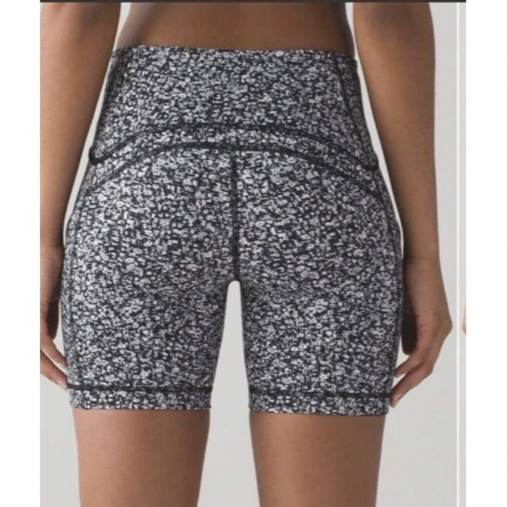 Lululemon BUNDLE OF 2  Sole Training Shorts 6